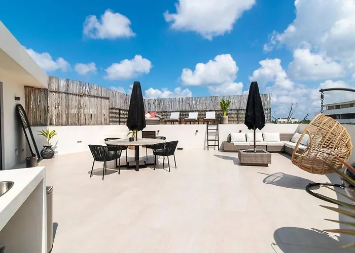 7 Bdr Luxury Villa, Tulum's Infinity Pool, Near Villa Tulum
