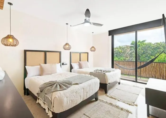7 Bdr Luxury Villa, Tulum's Infinity Pool, Near *