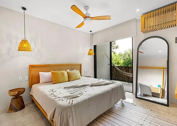 Villa 7 Bdr Luxury Villa, Tulum's Infinity Pool, Near Tulum