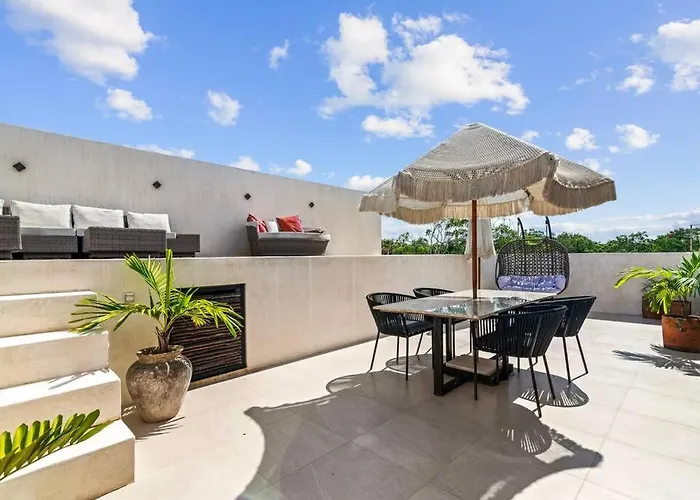 7 Bdr Luxury Villa, Tulum's Infinity Pool, Near Villa *