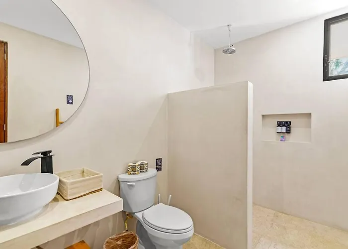 7 Bdr Luxury Villa, Tulum's Infinity Pool, Near Villa Tulum