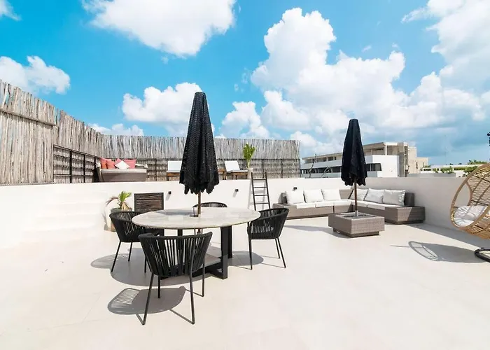 7 Bdr Luxury Villa, Tulum's Infinity Pool, Near Villa Tulum