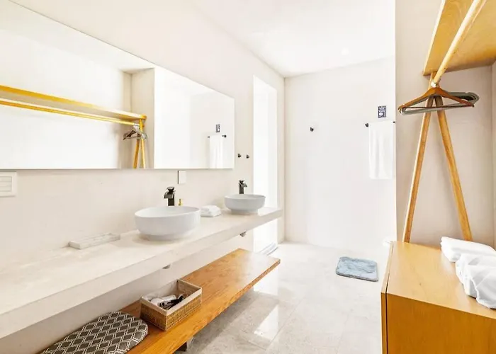 7 Bdr Luxury Villa, Tulum's Infinity Pool, Near Villa *